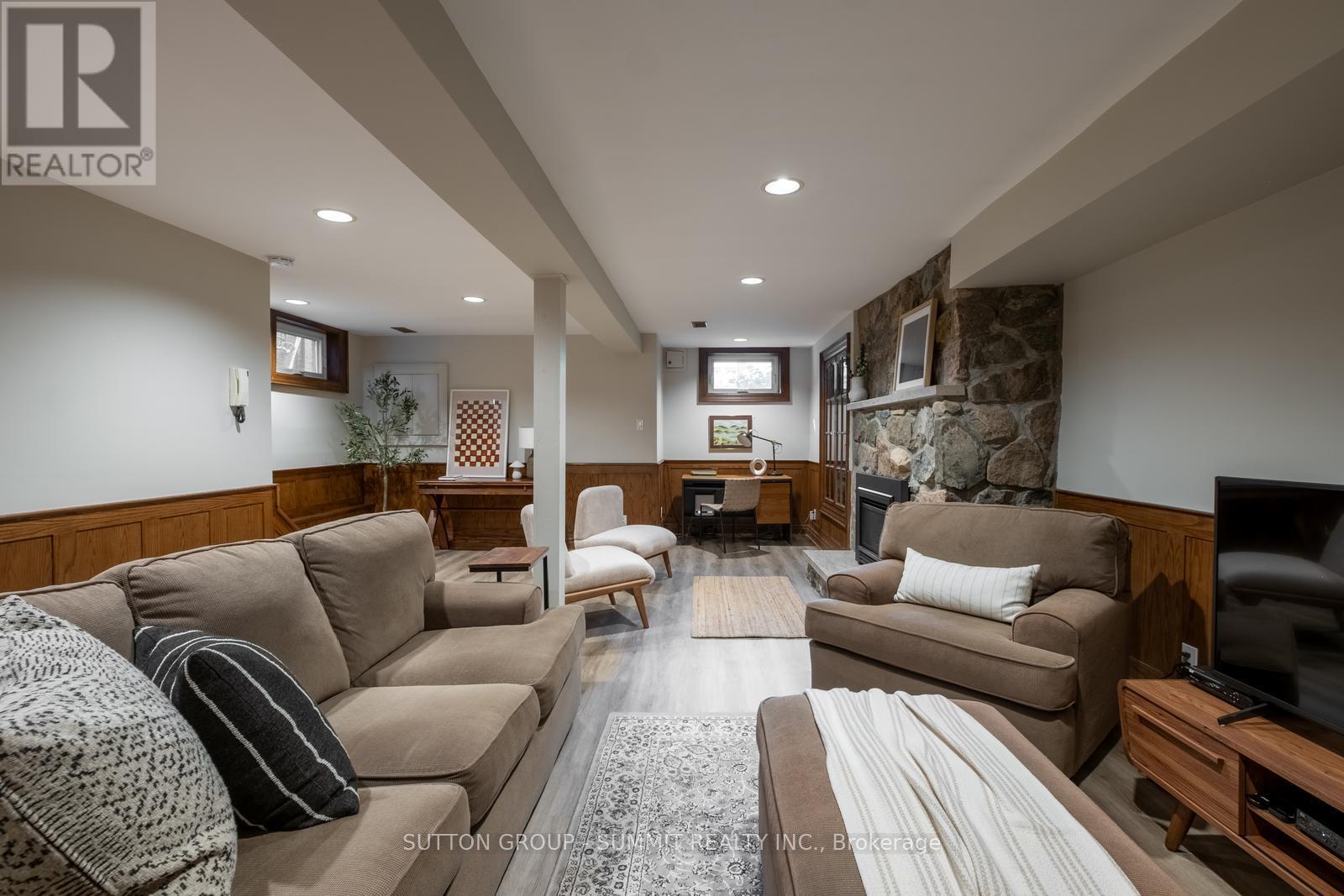 157 Humbercrest Boulevard, Toronto, Ontario  M6S 4L5 - Photo 44 - W12460164