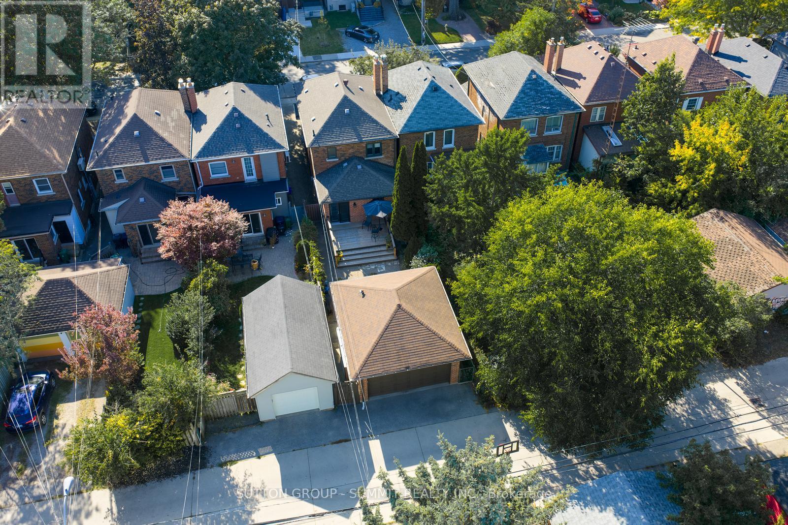 157 Humbercrest Boulevard, Toronto, Ontario  M6S 4L5 - Photo 46 - W12460164