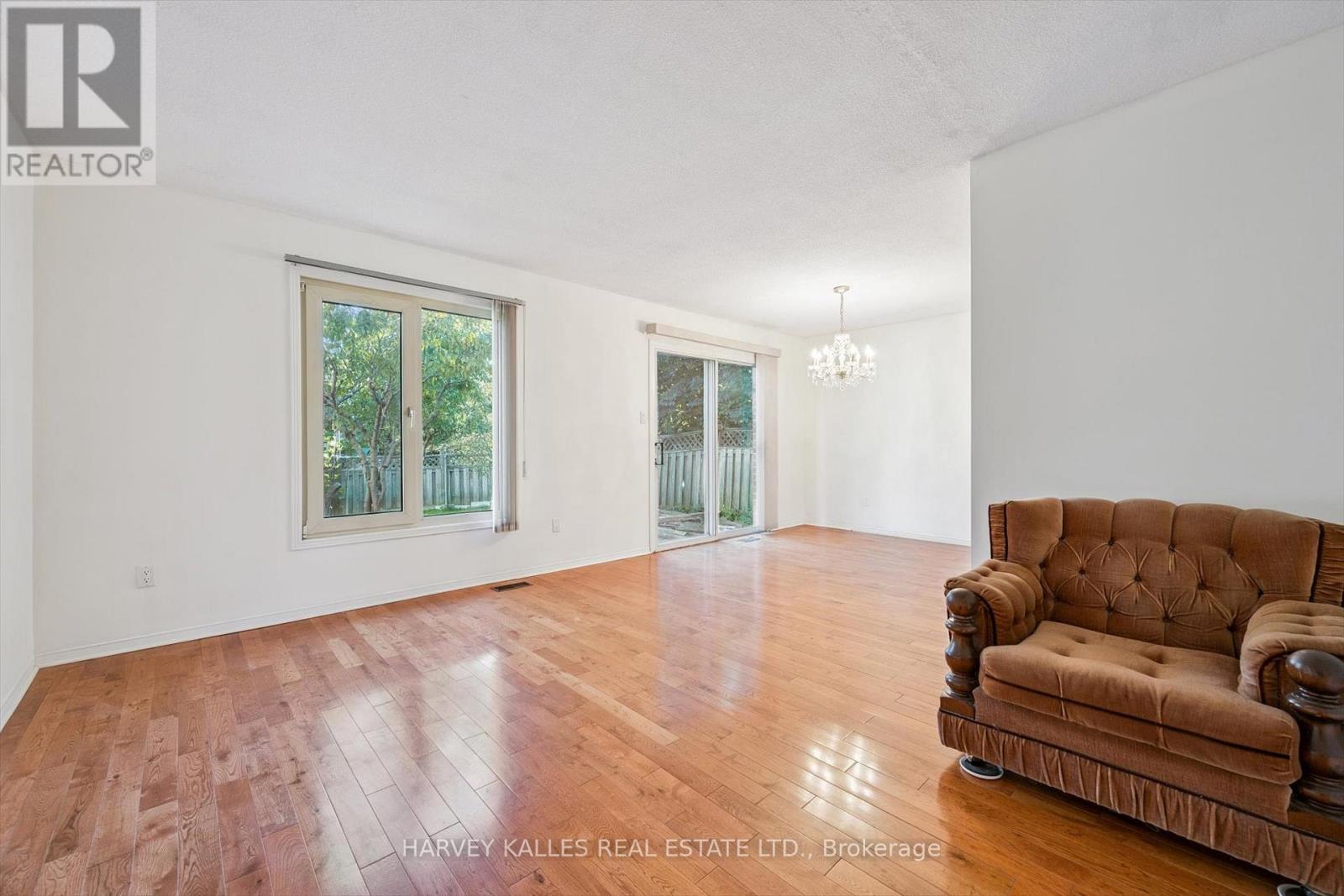 3932 Rushton Crescent, Mississauga, Ontario  L5L 4H8 - Photo 18 - W12460171