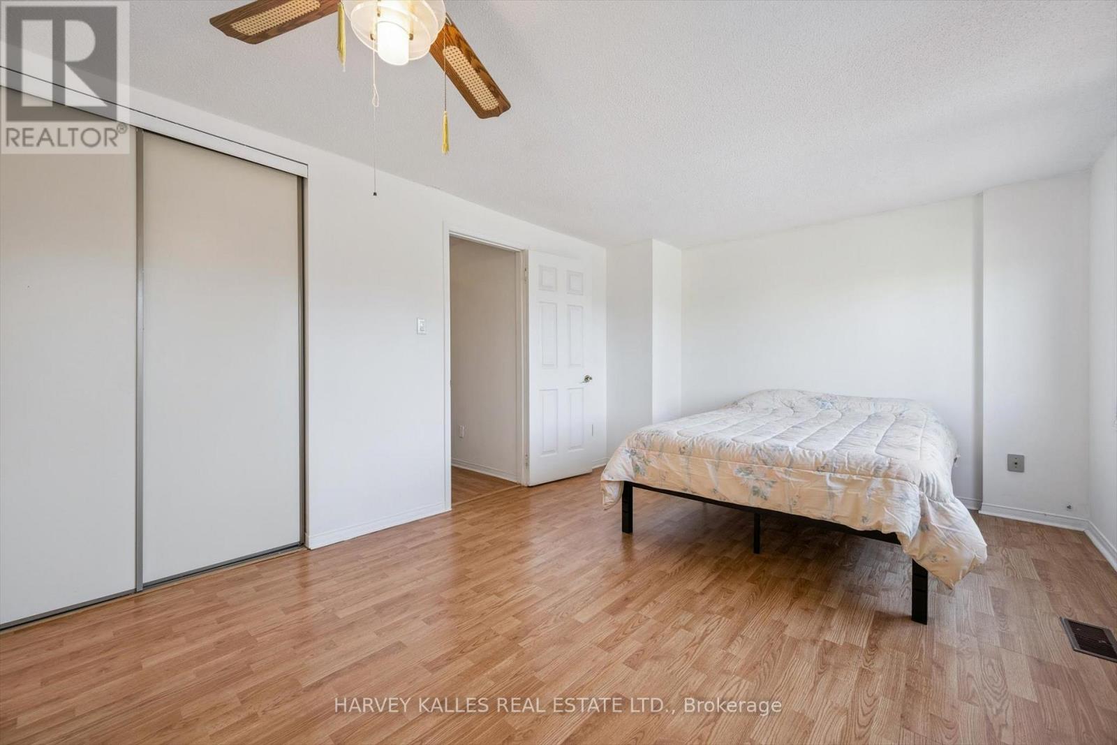 3932 Rushton Crescent, Mississauga, Ontario  L5L 4H8 - Photo 21 - W12460171