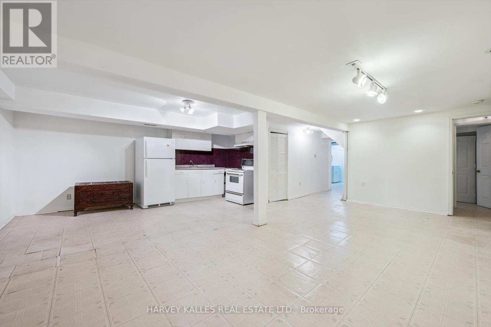 3932 Rushton Crescent, Mississauga, Ontario  L5L 4H8 - Photo 30 - W12460171
