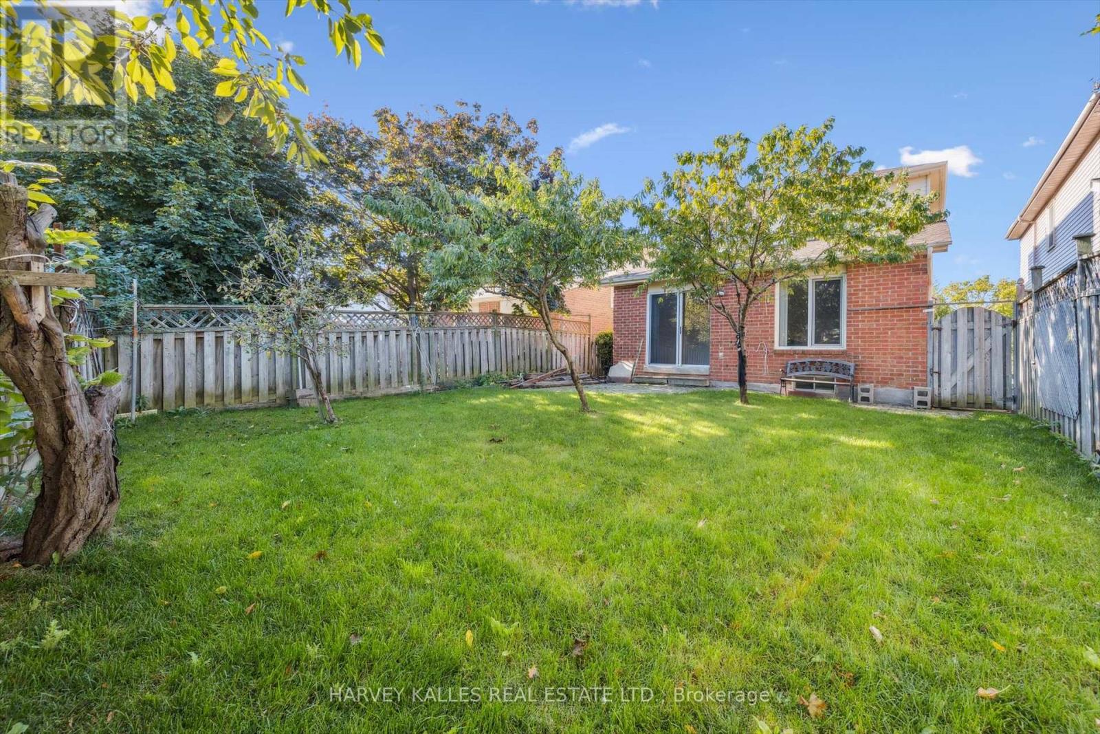 3932 Rushton Crescent, Mississauga, Ontario  L5L 4H8 - Photo 35 - W12460171