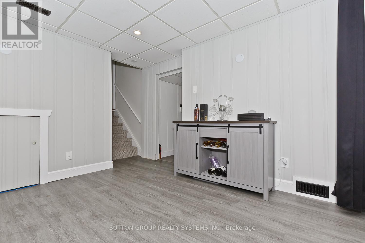 1535 Thetford Court, Mississauga, Ontario  L5J 3N2 - Photo 17 - W12460177