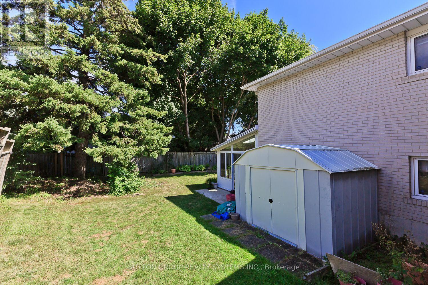 1535 Thetford Court, Mississauga, Ontario  L5J 3N2 - Photo 23 - W12460177
