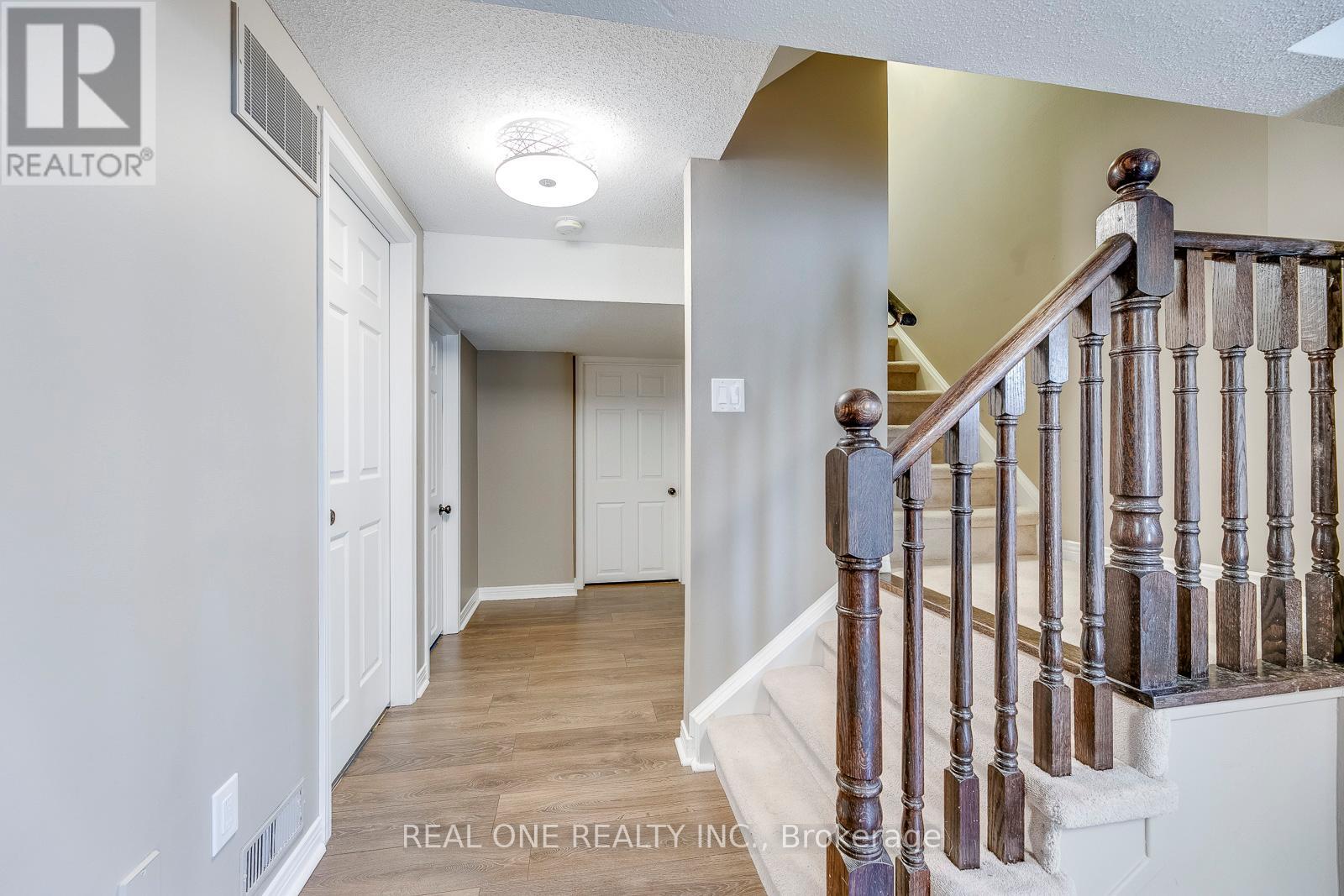 4162 Judson Common, Burlington, Ontario  L7M 0G4 - Photo 32 - W12460186