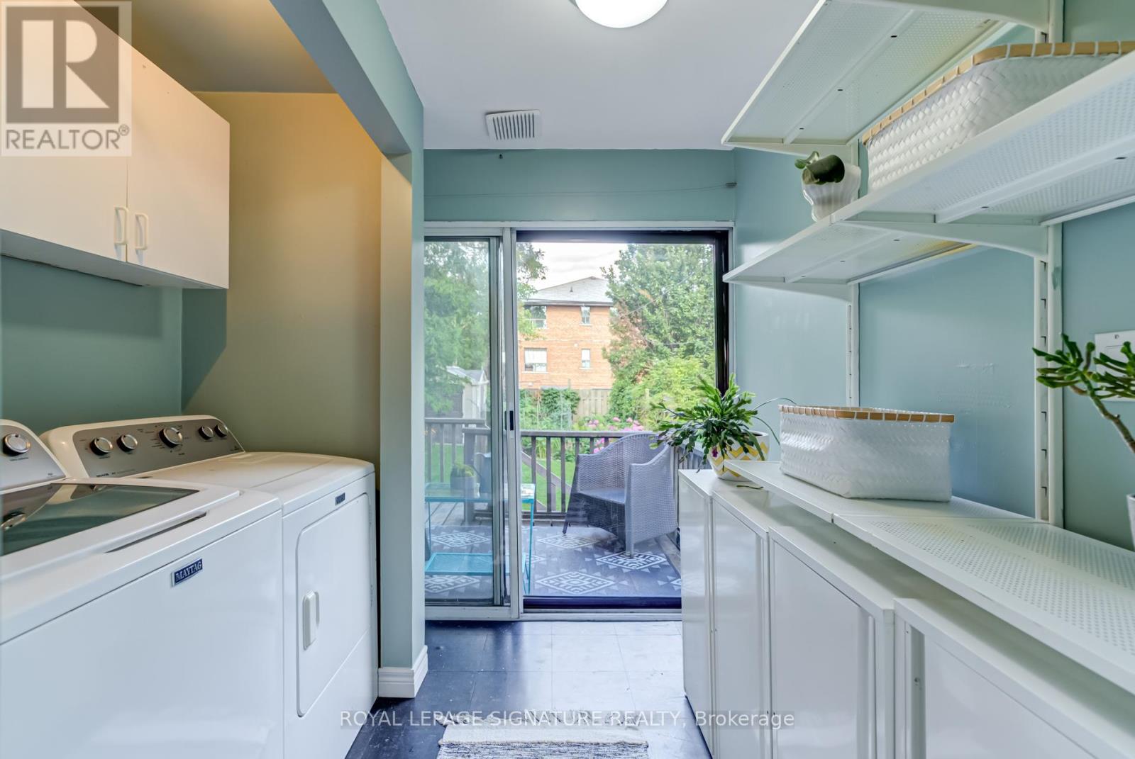 81 Fourth Street, Toronto, Ontario  M8V 2Y4 - Photo 14 - W12460201