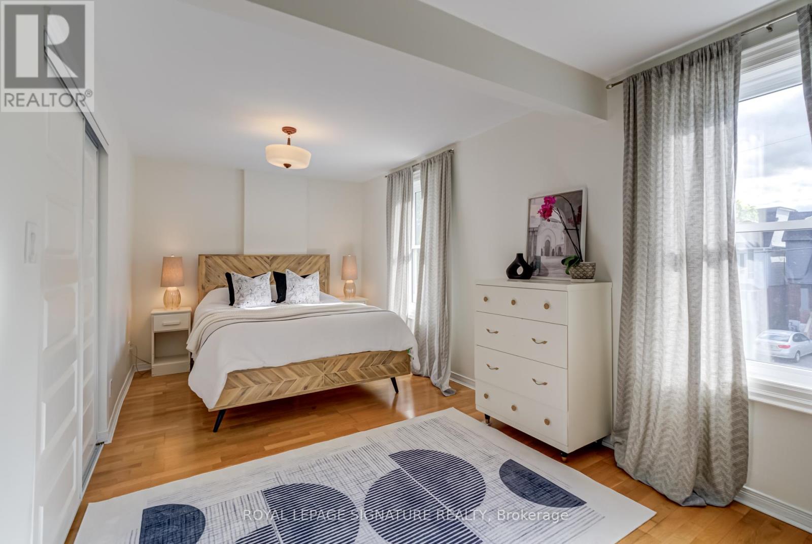 81 Fourth Street, Toronto, Ontario  M8V 2Y4 - Photo 16 - W12460201