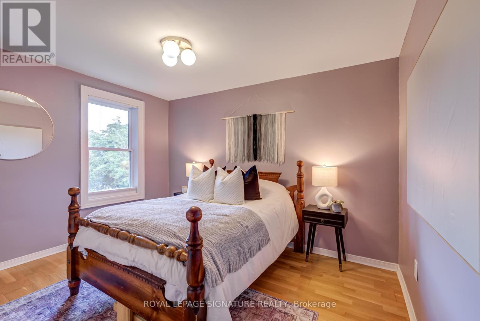 81 Fourth Street, Toronto, Ontario  M8V 2Y4 - Photo 18 - W12460201