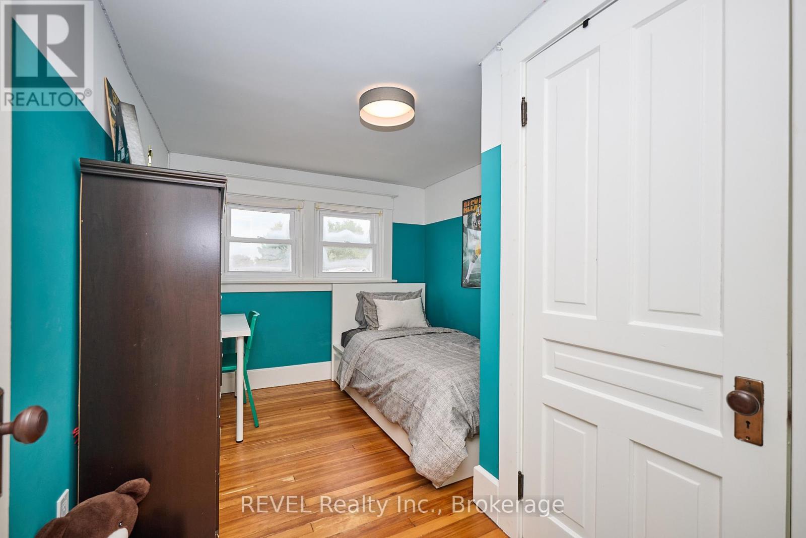 5849 Symmes Street, Niagara Falls, Ontario  L2G 2G4 - Photo 34 - X12406816