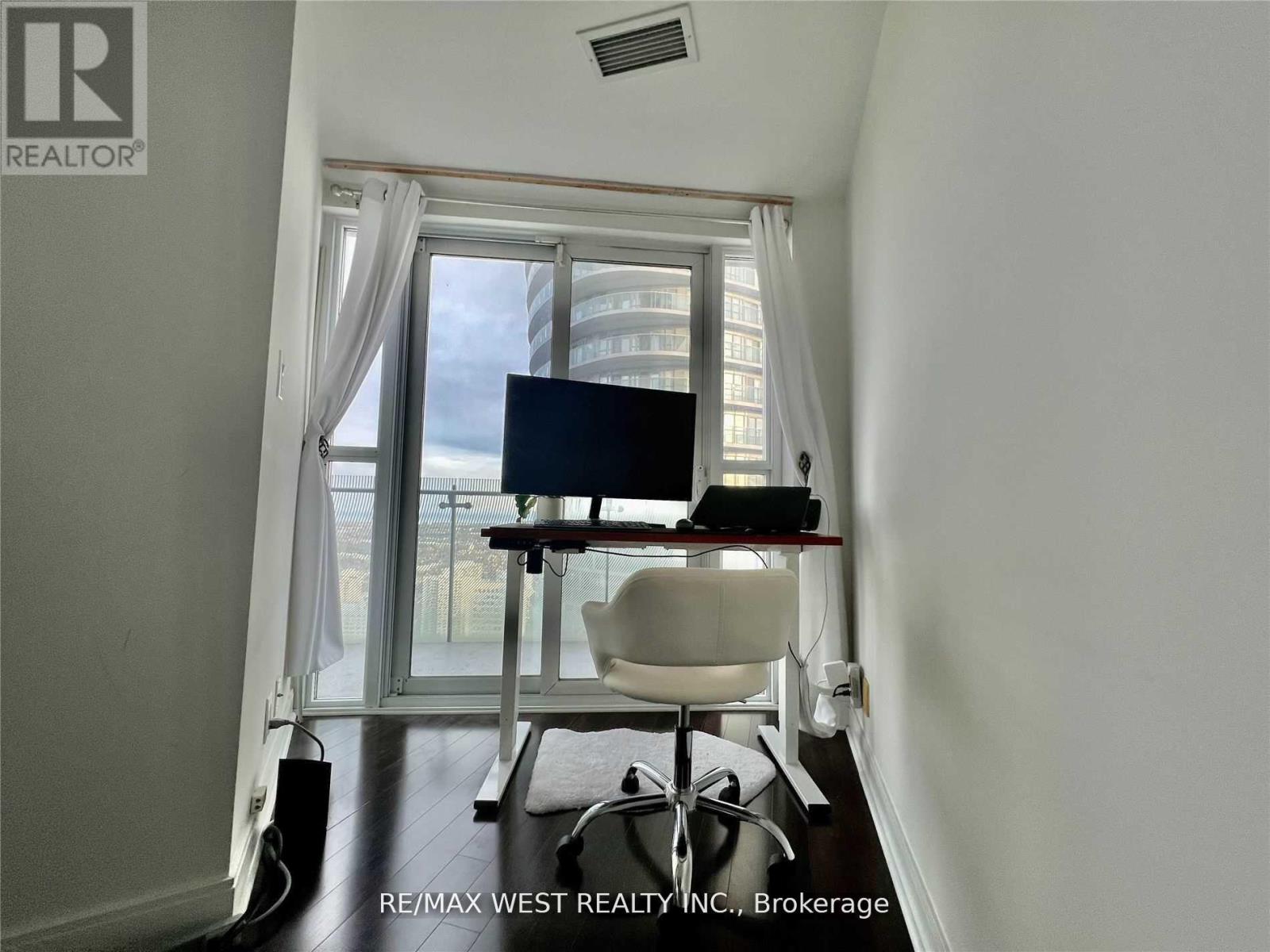 3904 - 50 Absolute Avenue, Mississauga, Ontario  L4Z 0A9 - Photo 10 - W12460214