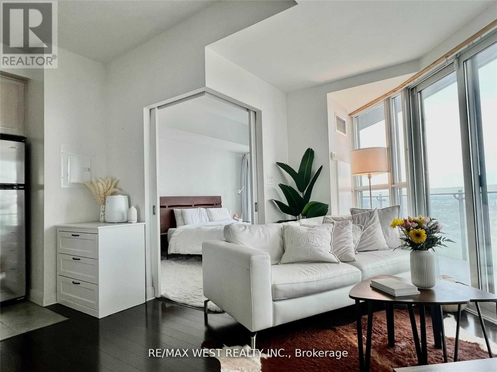 3904 - 50 Absolute Avenue, Mississauga, Ontario  L4Z 0A9 - Photo 5 - W12460214