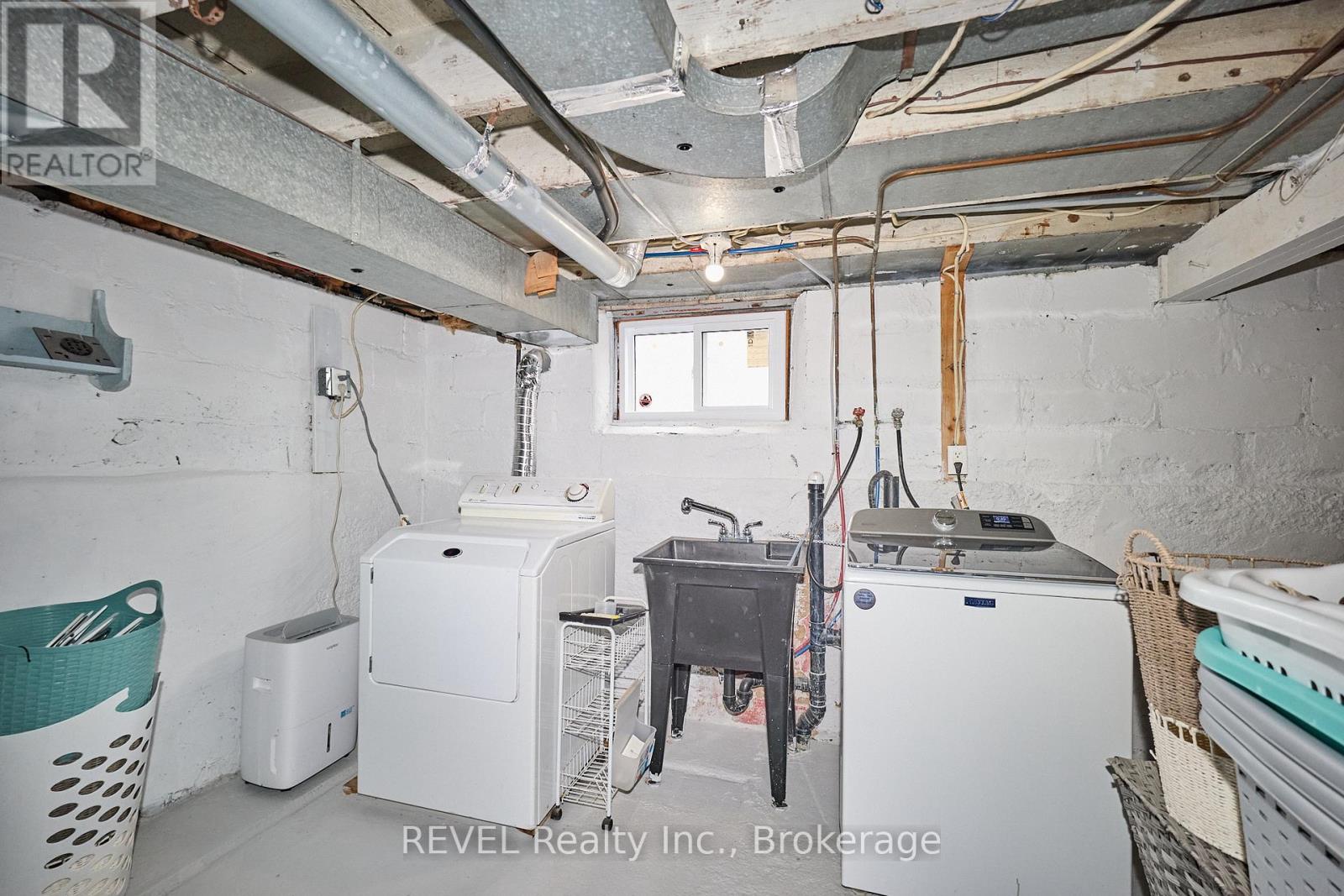 5849 Symmes Street, Niagara Falls, Ontario  L2G 2G4 - Photo 36 - X12406816