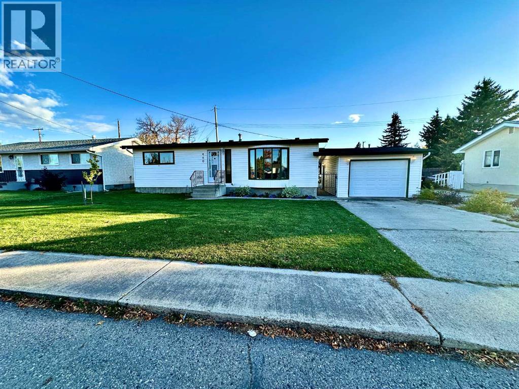 460 16 Street, Fort Macleod, Alberta  T0L 0Z0 - Photo 2 - A2264245