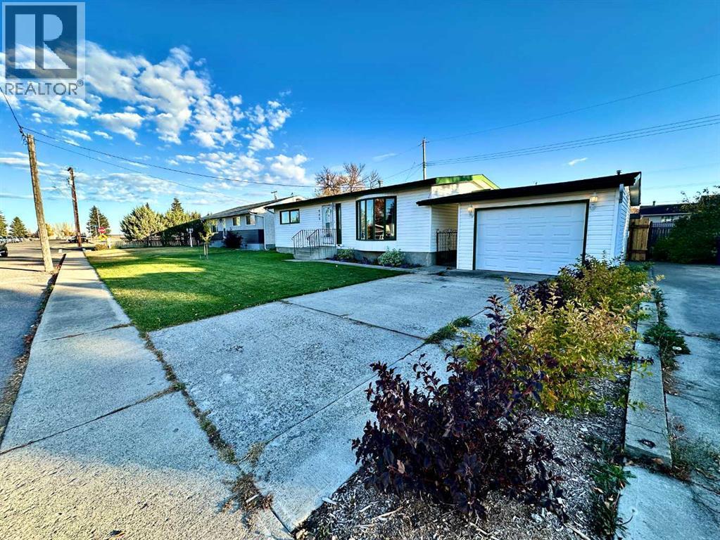 460 16 Street, Fort Macleod, Alberta  T0L 0Z0 - Photo 3 - A2264245