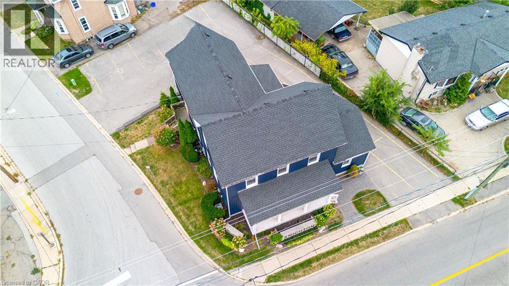 42 Ontario Street, Grimsby, Ontario  L3M 3H1 - Photo 3 - 40771502