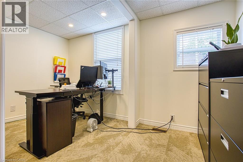 42 Ontario Street, Grimsby, Ontario  L3M 3H1 - Photo 15 - 40771502