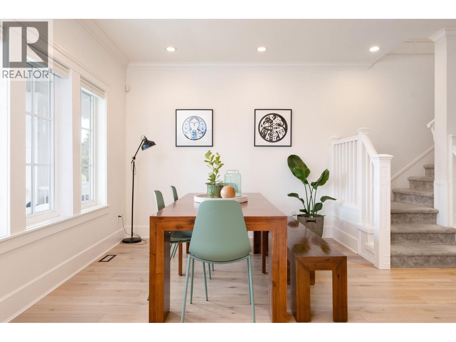 308 E 9th Street, North Vancouver, British Columbia  V7L 2B2 - Photo 11 - R3057829