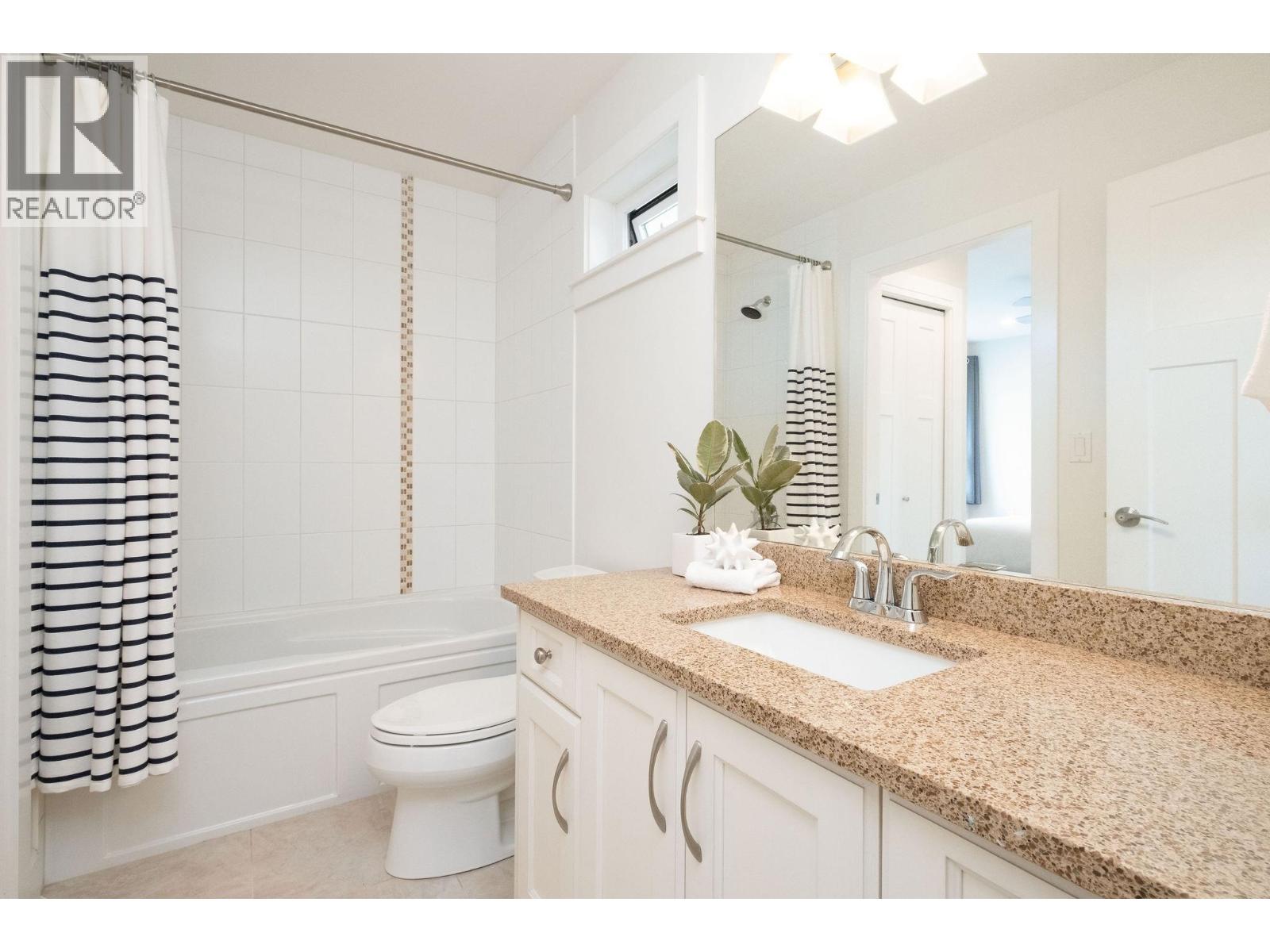 308 E 9th Street, North Vancouver, British Columbia  V7L 2B2 - Photo 21 - R3057829