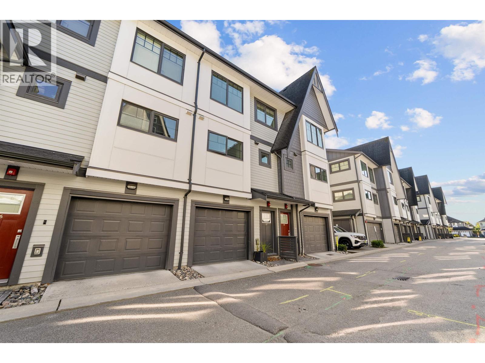 87 19451 Sutton Avenue, Pitt Meadows, British Columbia  V3Y 0G6 - Photo 3 - R3057834
