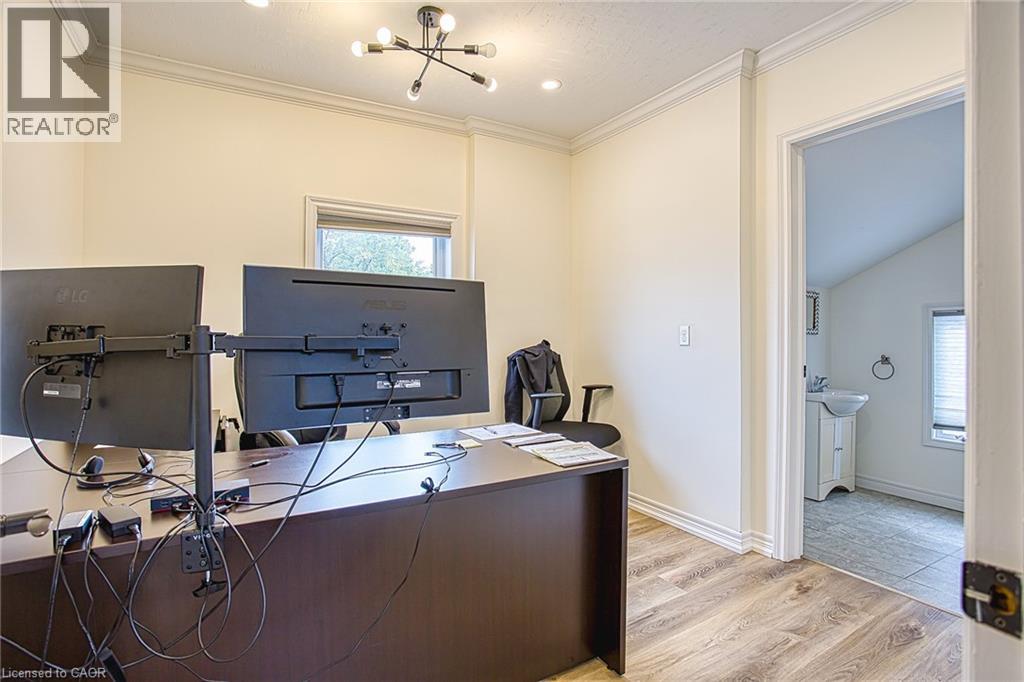 42 Ontario Street, Grimsby, Ontario  L3M 3H1 - Photo 29 - 40771502