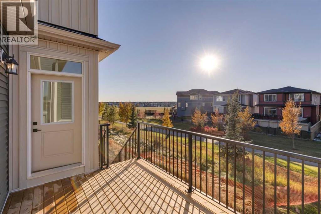 2220 Lancaster Heights Se, Airdrie, Alberta  T4A 3R1 - Photo 5 - A2243762