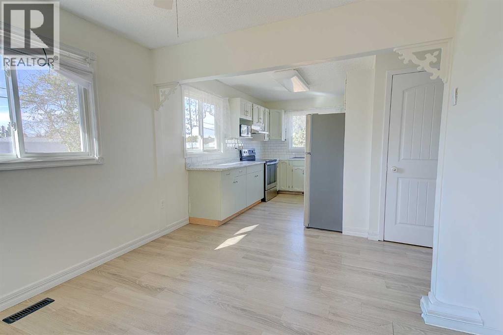 7007 59 Avenue, Red Deer, Alberta  T4P 1B6 - Photo 11 - A2250096