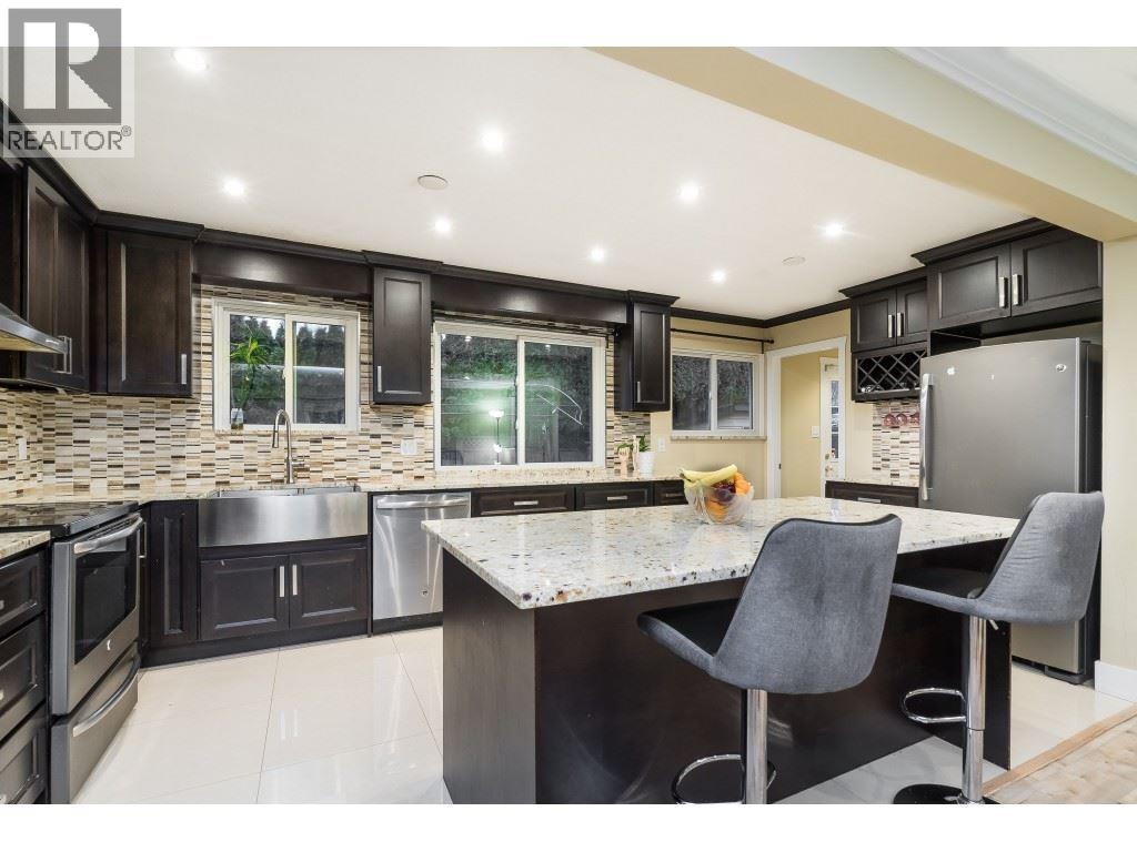3228 Cedar Drive, Port Coquitlam, British Columbia  V3B 3C4 - Photo 11 - R3057820