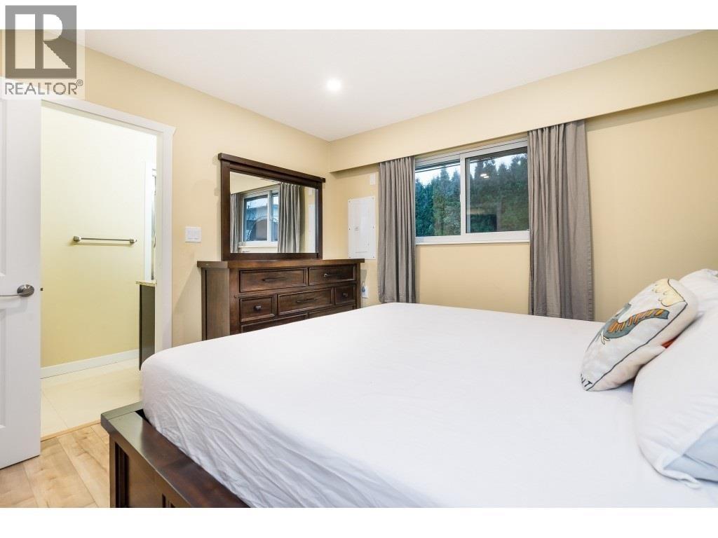 3228 Cedar Drive, Port Coquitlam, British Columbia  V3B 3C4 - Photo 18 - R3057820