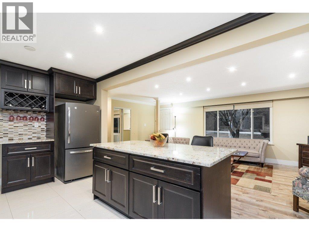 3228 Cedar Drive, Port Coquitlam, British Columbia  V3B 3C4 - Photo 9 - R3057820