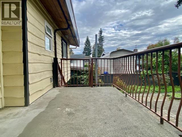 1036 Como Lake Avenue, Coquitlam, British Columbia  V3J 3N6 - Photo 12 - R3057824