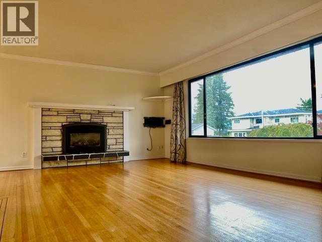 1036 Como Lake Avenue, Coquitlam, British Columbia  V3J 3N6 - Photo 2 - R3057824