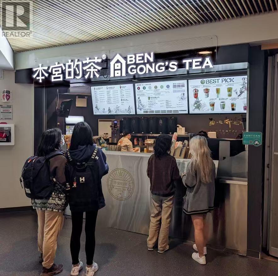 2282 8888 UNIVERSITY DRIVE, Burnaby, British Columbia