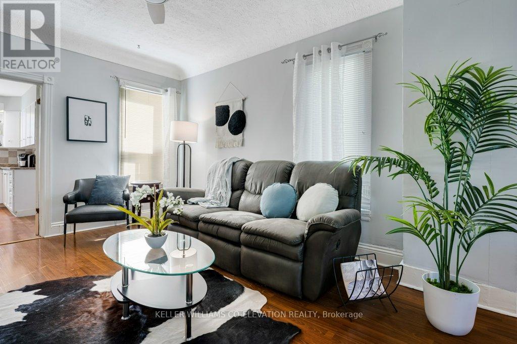 14 Minto Avenue, Hamilton, Ontario  L8L 6E2 - Photo 14 - X12460049