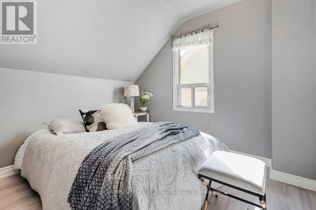 14 Minto Avenue, Hamilton, Ontario  L8L 6E2 - Photo 27 - X12460049