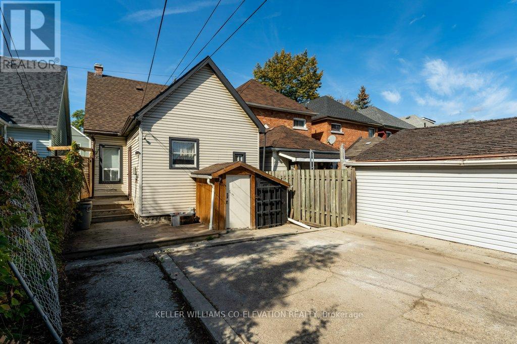 14 Minto Avenue, Hamilton, Ontario  L8L 6E2 - Photo 40 - X12460049