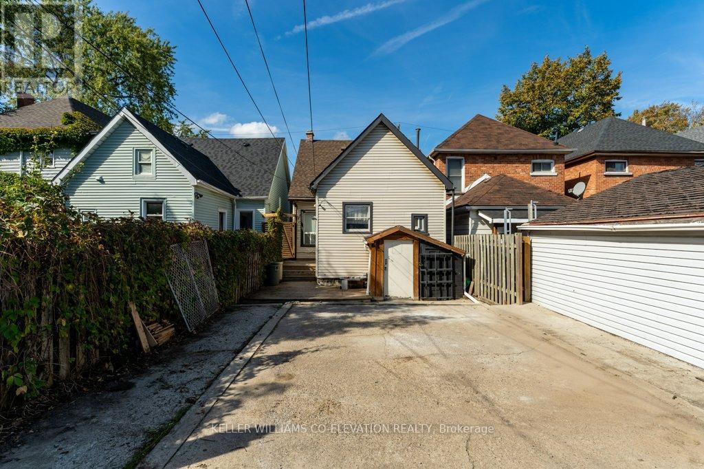 14 Minto Avenue, Hamilton, Ontario  L8L 6E2 - Photo 41 - X12460049