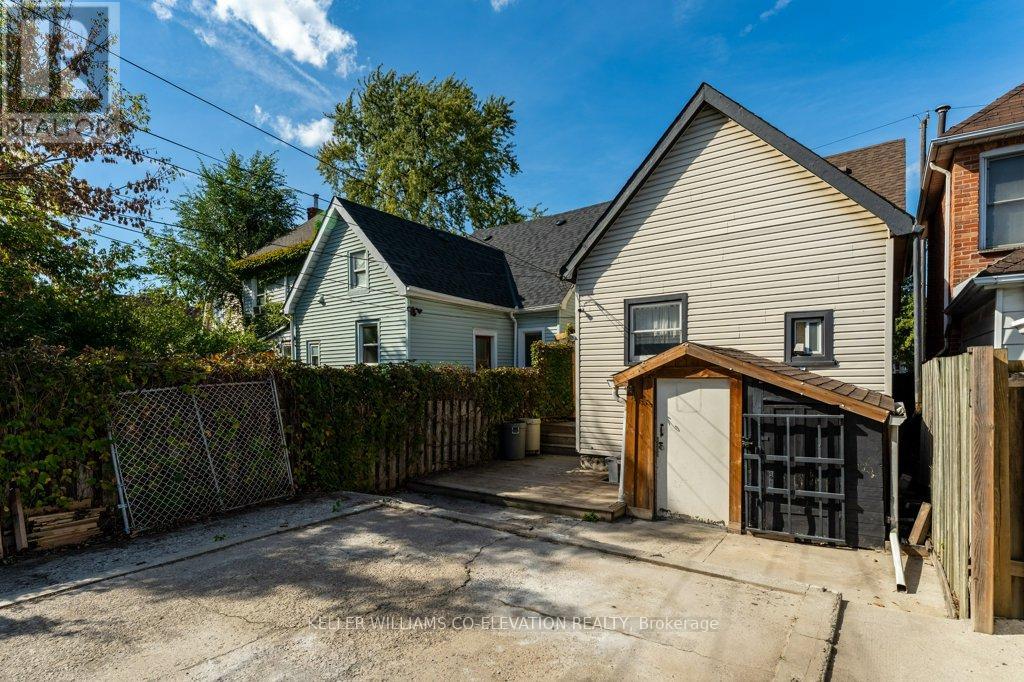 14 Minto Avenue, Hamilton, Ontario  L8L 6E2 - Photo 42 - X12460049