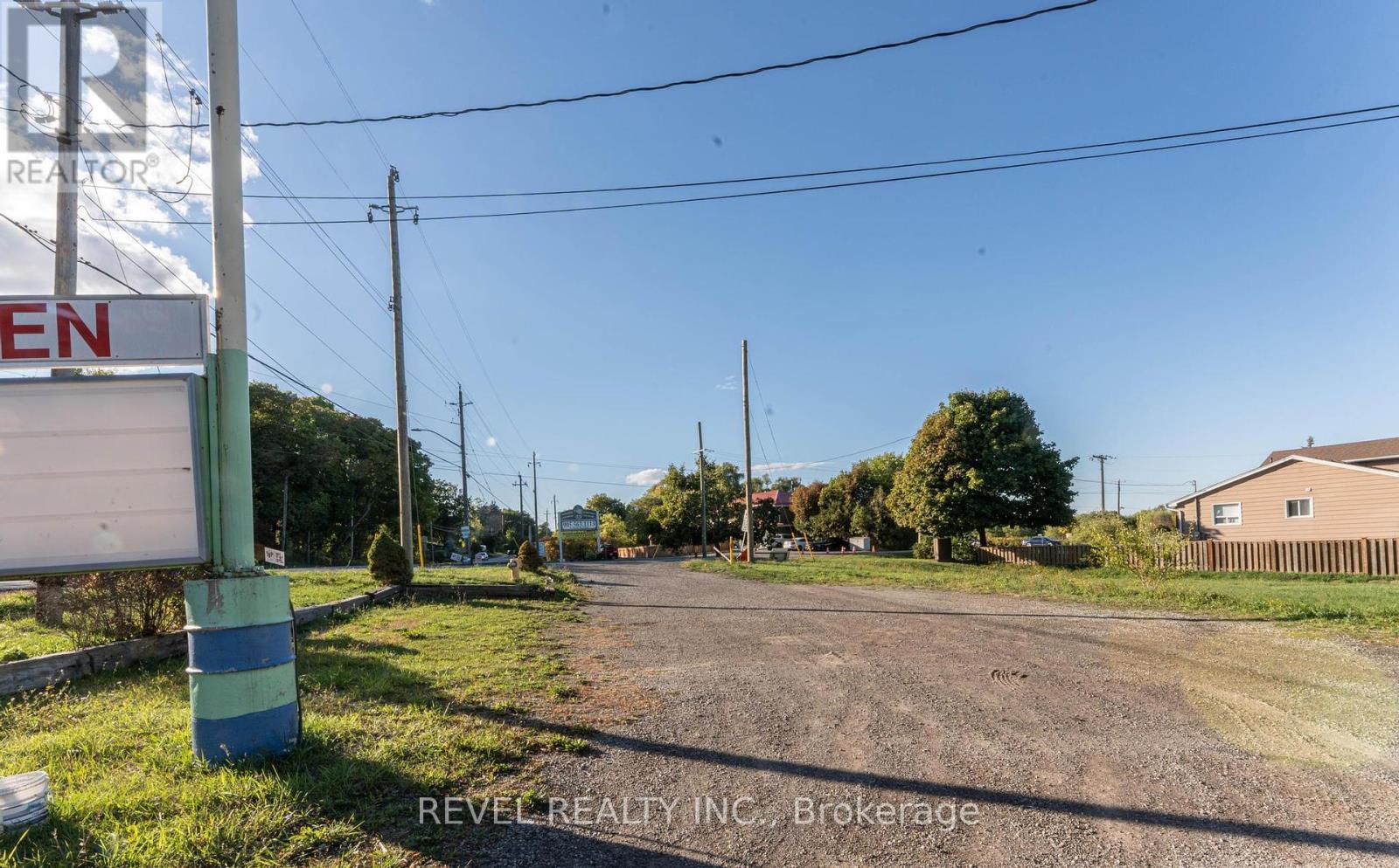 5391 King Street, Lincoln, Ontario  L0R 1B3 - Photo 15 - X12460057