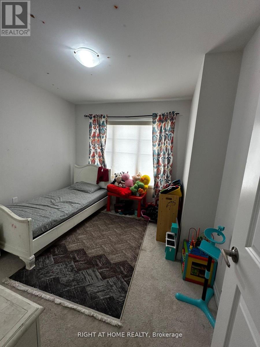 110 Yale Drive, Hamilton, Ontario  L0R 1W0 - Photo 16 - X12460074