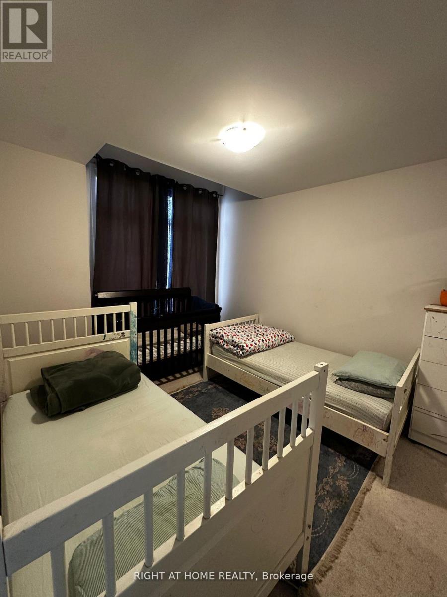 110 Yale Drive, Hamilton, Ontario  L0R 1W0 - Photo 18 - X12460074