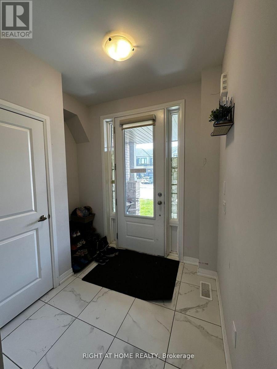 110 Yale Drive, Hamilton, Ontario  L0R 1W0 - Photo 2 - X12460074