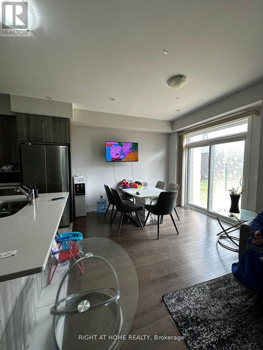 110 Yale Drive, Hamilton, Ontario  L0R 1W0 - Photo 9 - X12460074