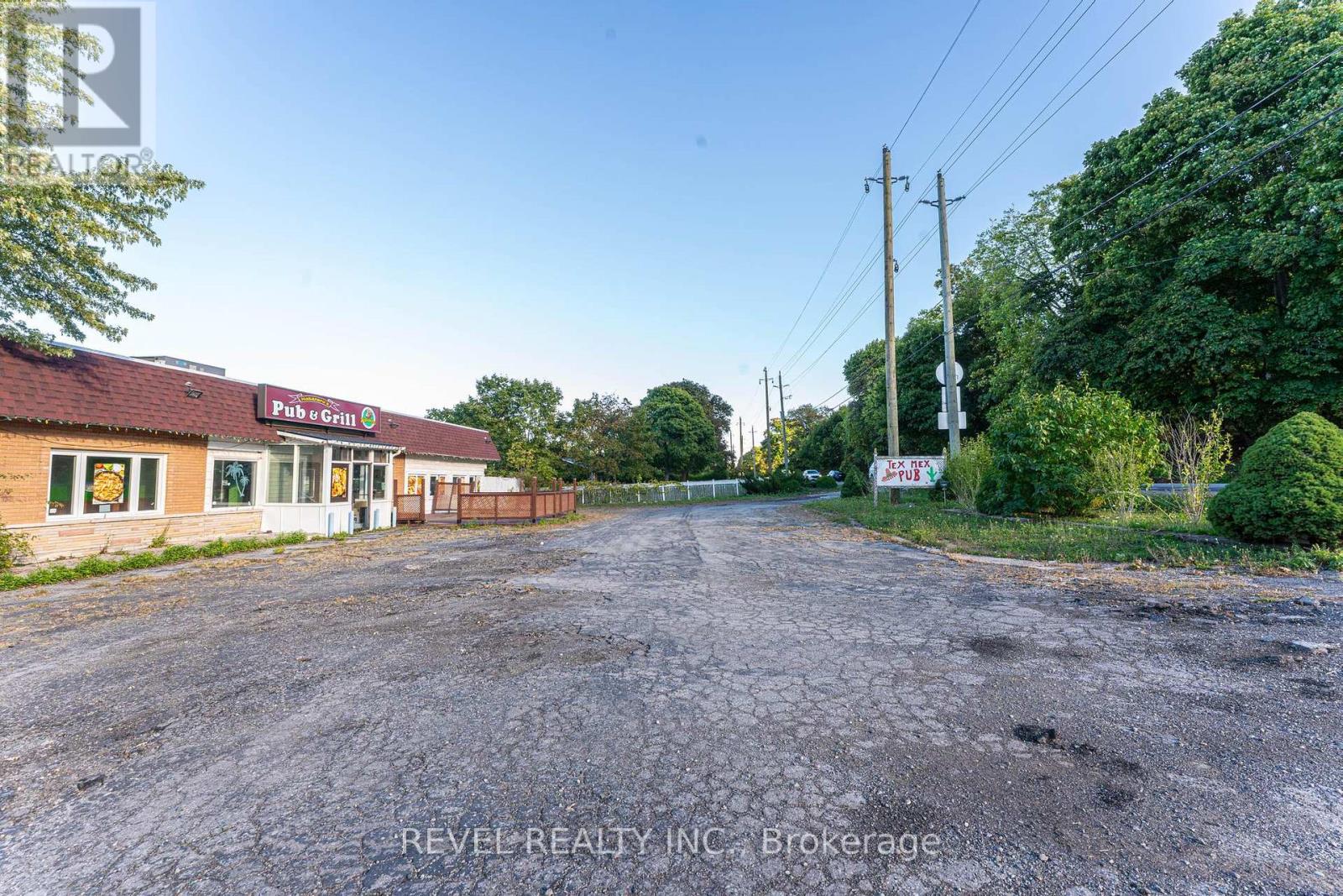 5391 King Street, Lincoln, Ontario  L0R 1B3 - Photo 13 - X12460093