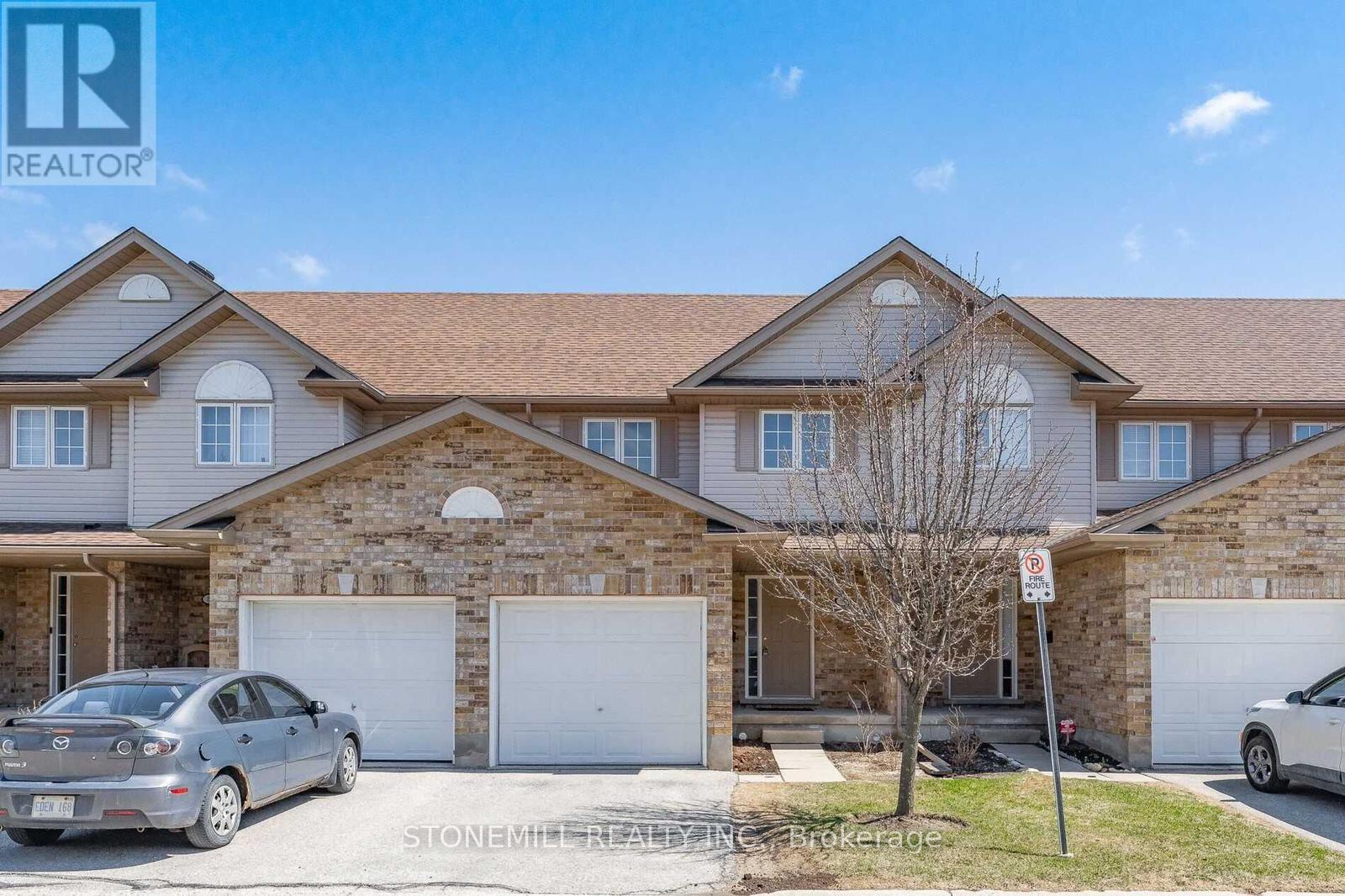 34 - 31 SCHRODER CRESCENT, Guelph, Ontario