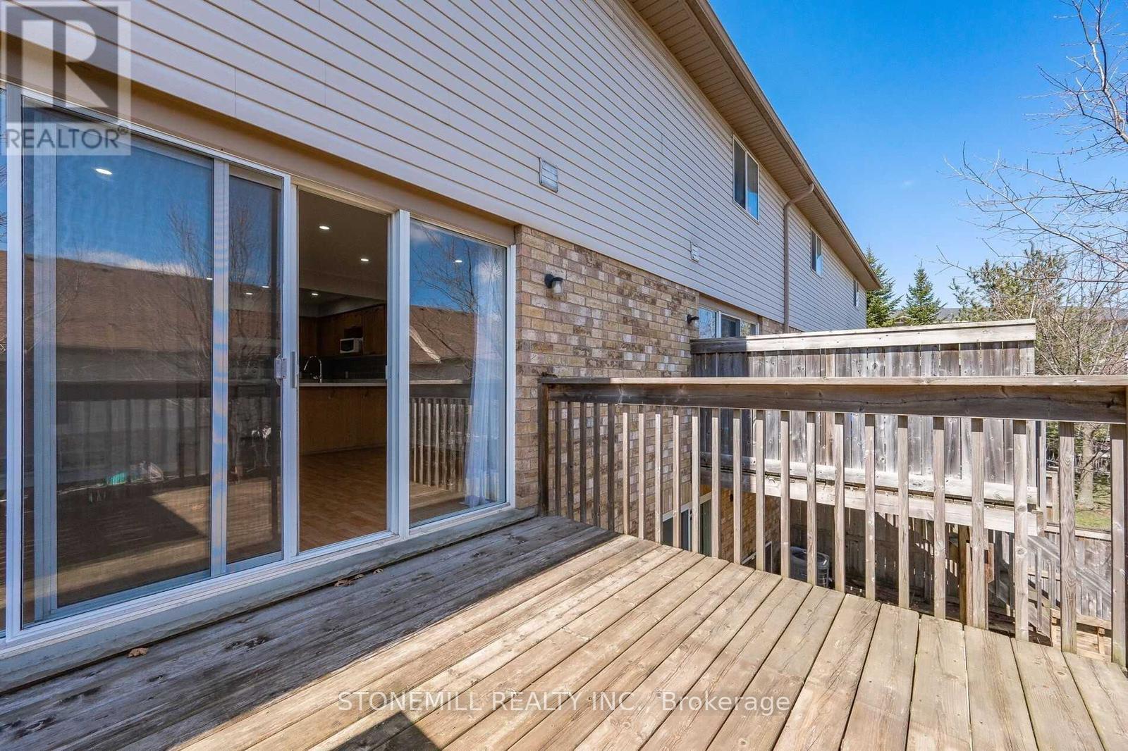 34 - 31 Schroder Crescent, Guelph, Ontario  N1E 7M6 - Photo 13 - X12460124