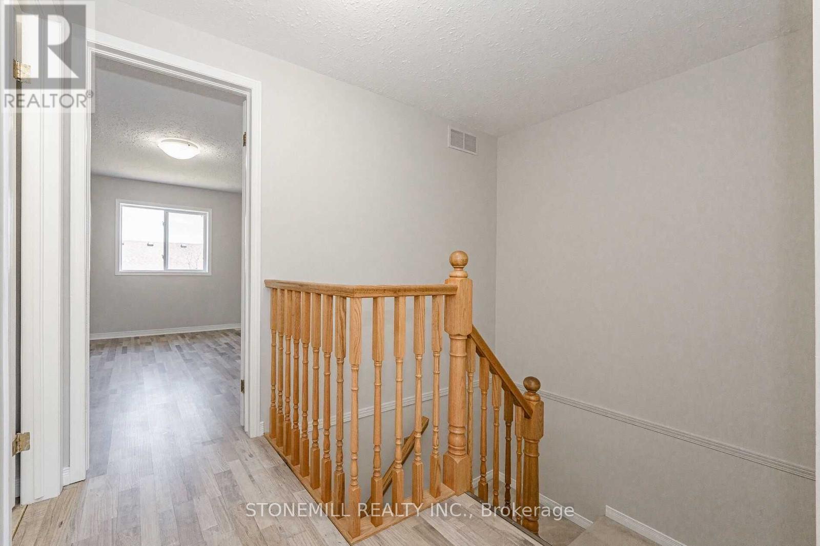 34 - 31 Schroder Crescent, Guelph, Ontario  N1E 7M6 - Photo 18 - X12460124