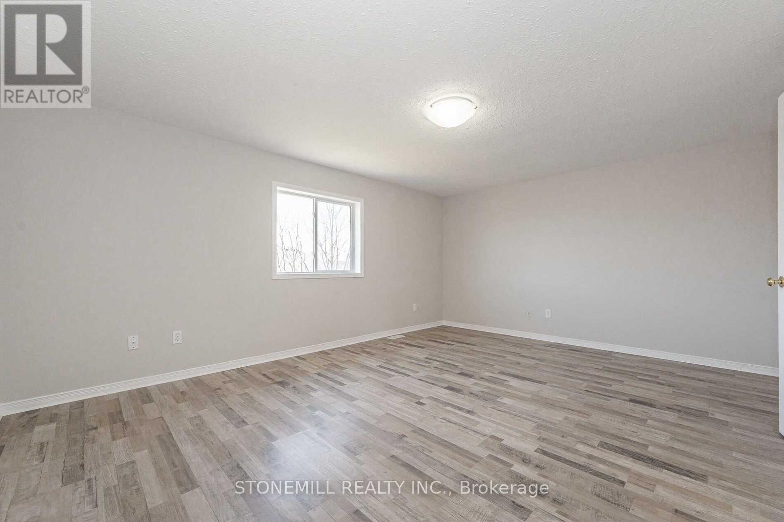 34 - 31 Schroder Crescent, Guelph, Ontario  N1E 7M6 - Photo 20 - X12460124