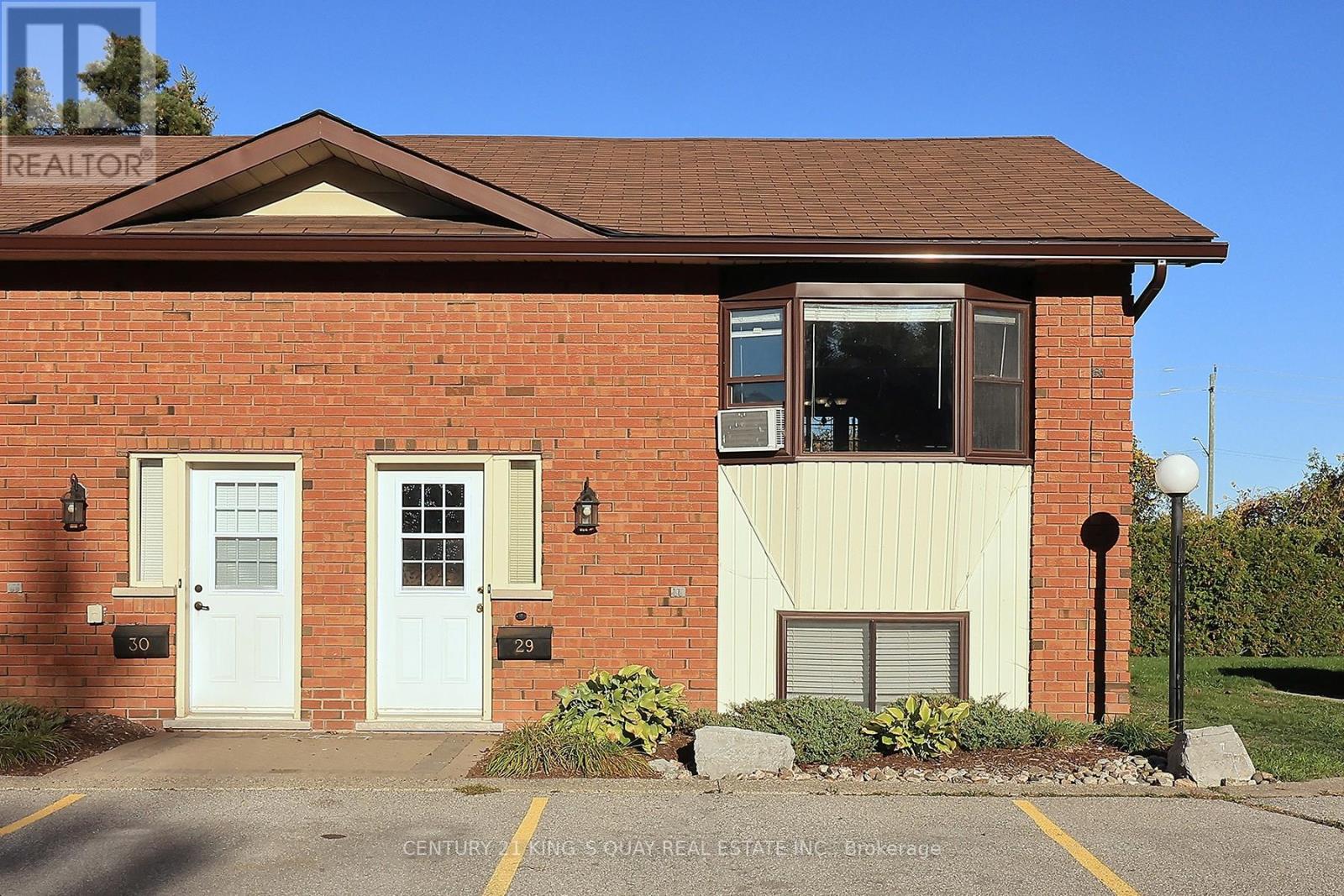 29 - 115 Mary Street W, Kawartha Lakes, Ontario  K9V 2N7 - Photo 2 - X12460126
