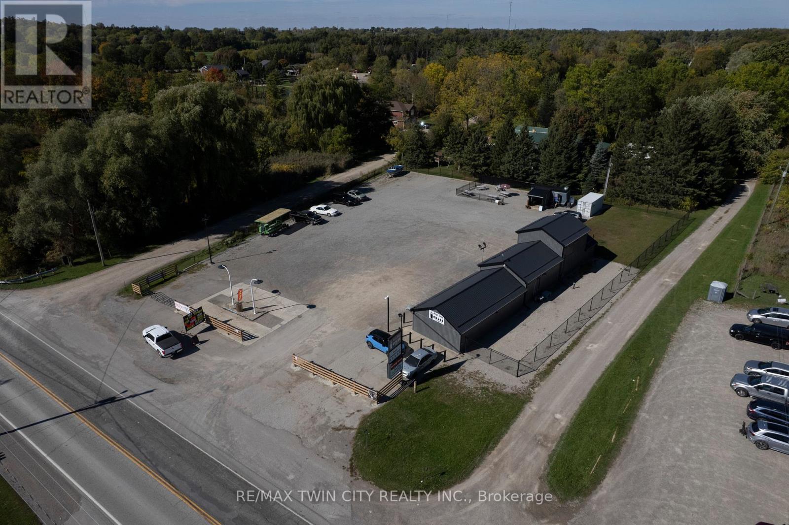 230 Oakland Road, Brant, Ontario  N0E 1R0 - Photo 3 - X12460150