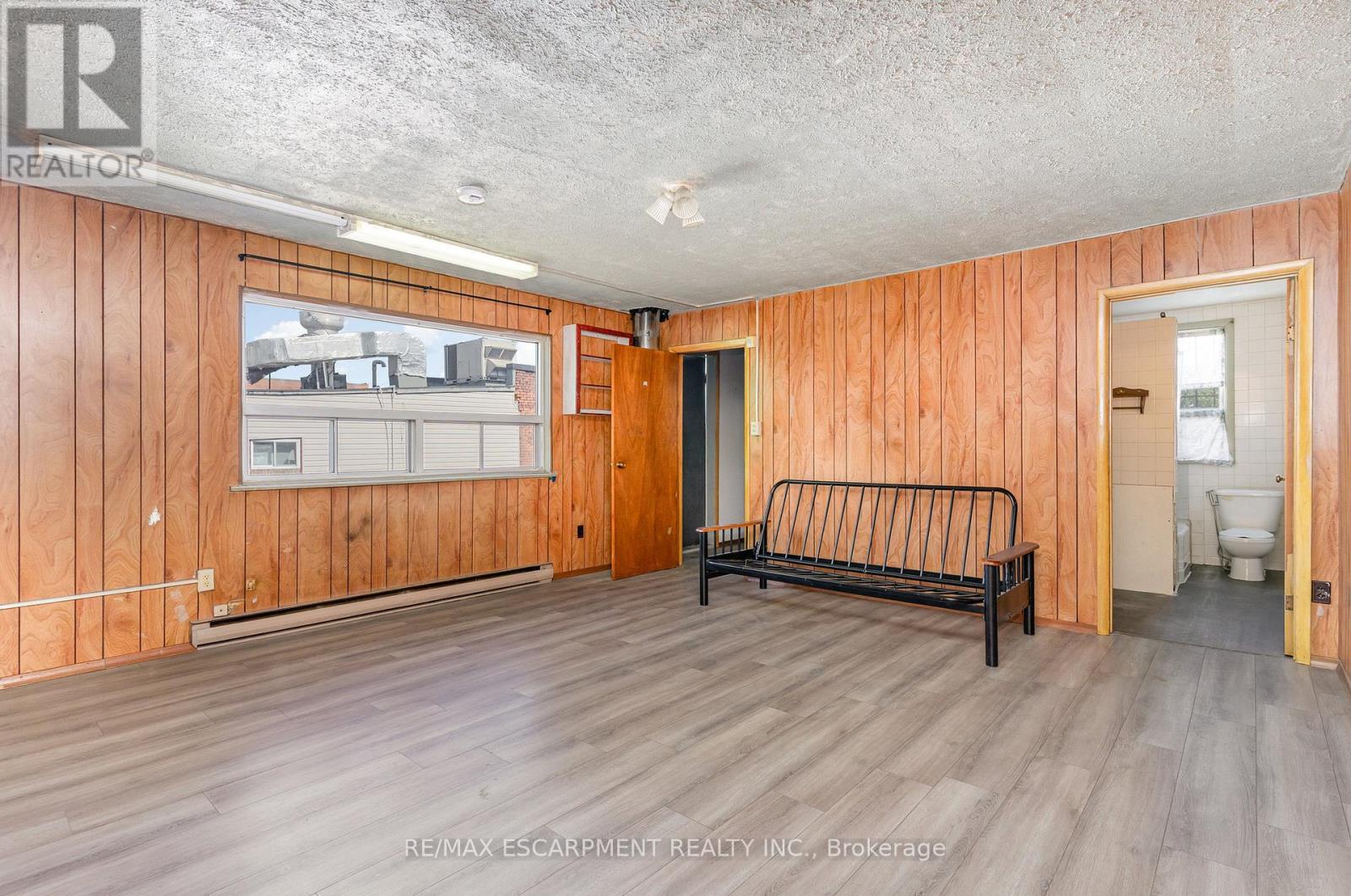 201 Ottawa Street N, Hamilton, Ontario  L8H 3Z4 - Photo 21 - X12460181